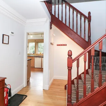 Bridgedown House *